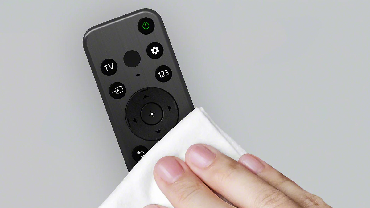 Đi kèm remote nhỏ gọn, dễ vệ sinh