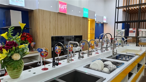 [24h.com.vn] - Bếp Xanh khai trương showroom Modern Kitchen tại Nguyễn Thị Thập quận 7