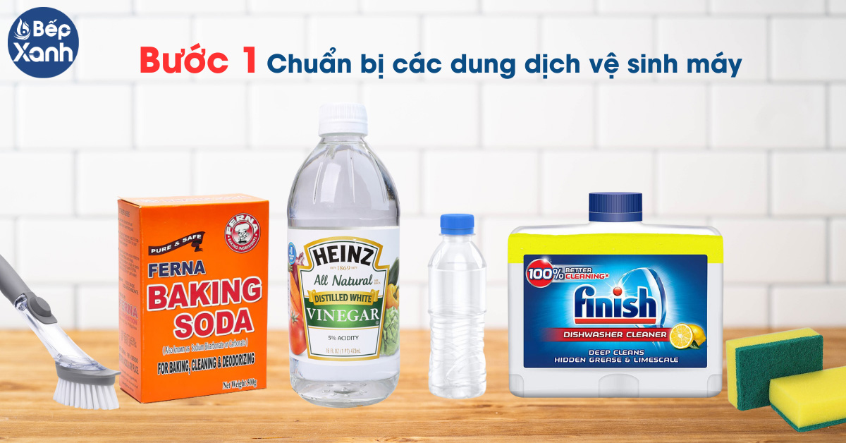 Bước 1 chuẩn bị các dung dịch vệ sinh máy rửa chén bát 