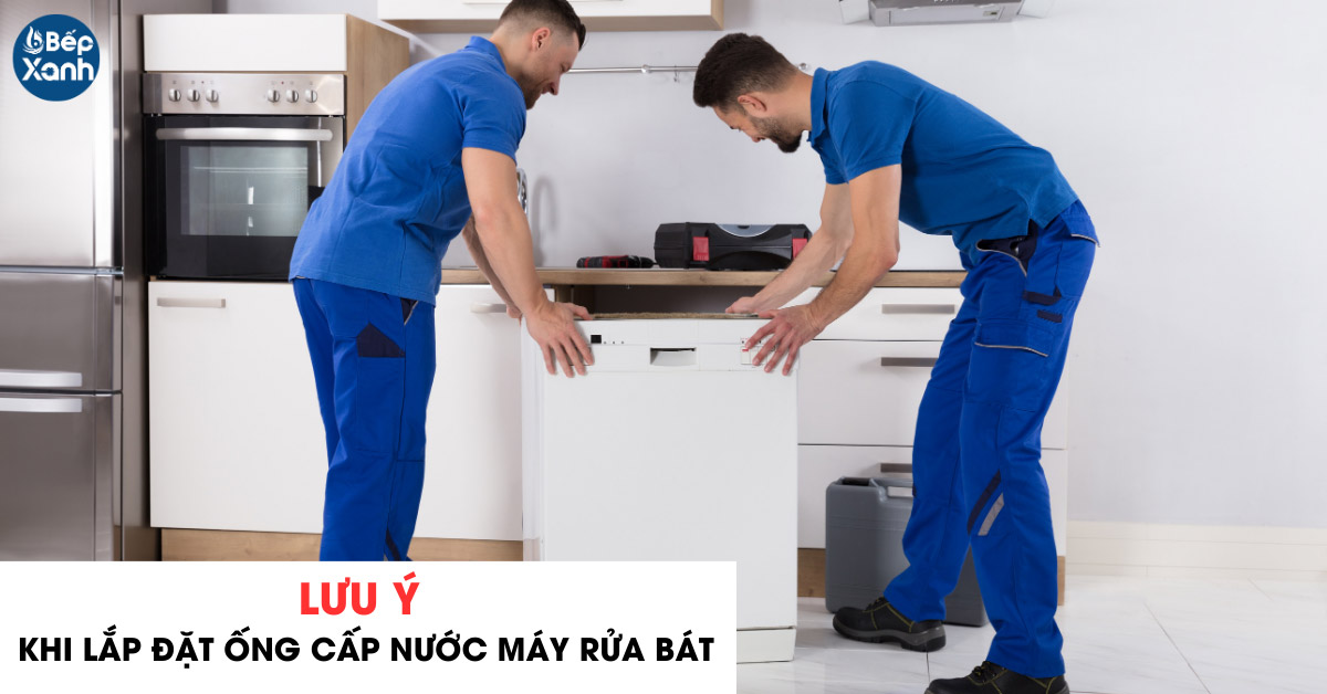 Một số lưu ý khi lắp đặt ống cấp nước máy rửa chén