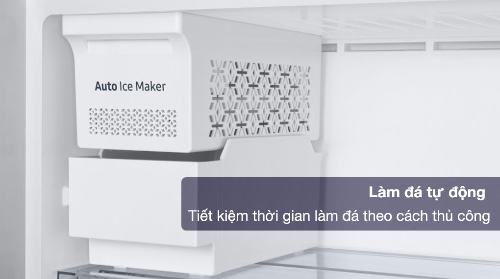 Tủ lạnh Samsung Inverter 406 lít RT42CB6784C3SV - Làm đá tự động tiết kiệm thời gian làm đá theo cách thủ công Tủ lạnh Samsung Inverter 406 lít RT42CB6784C3SV - Làm đá tự động tiết kiệm thời gian làm đá theo cách thủ công