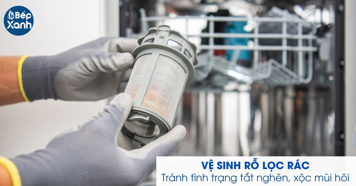 Vệ sinh rổ lọc rác