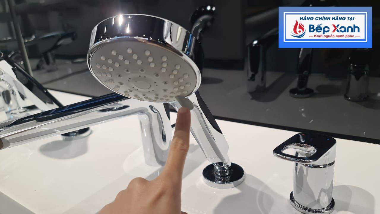 Sen tắm với nhiều chế độ nước khác nhau